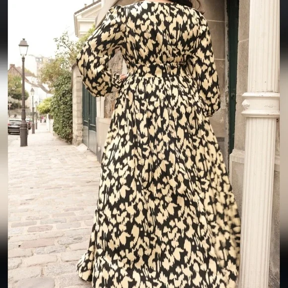 BRAND NEW NWT Black & Cream Long Sleeve Maxi Dress 3XL (18) - Picture 3 of 11